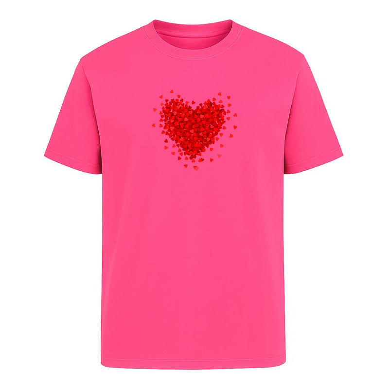 Playera infantil de KreaLab con diseño de corazones románticos formando un corazón en la parte frontal.
