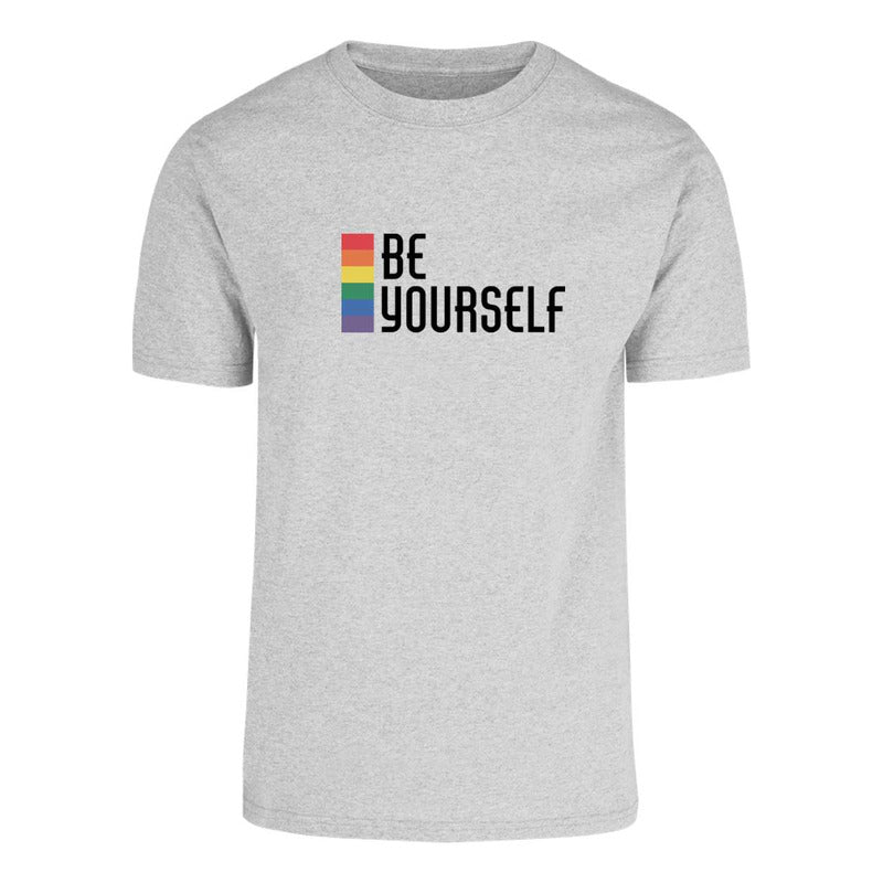 Playera unisex LGBT+ Be Yourself de KreaLab, diseño con mensaje inclusivo, en color vibrante, vista frontal en la imagen.