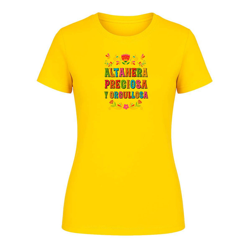 Playera mujer KreaLab con frase mexicana orgullosa y preciosa, diseño moderno y cómodo para uso diario.